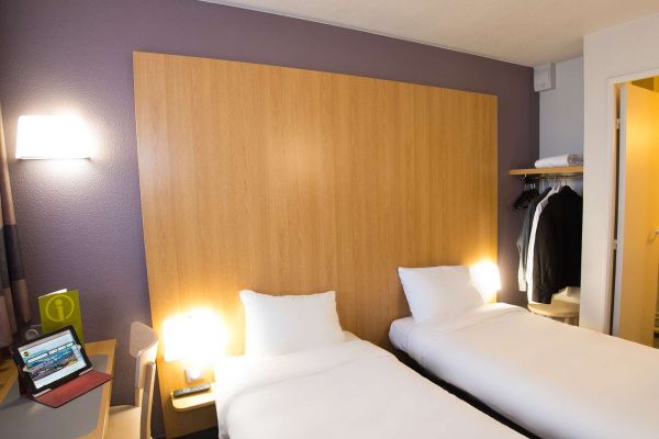 B&B Hotel CHATEAUROUX (2) Aéroport (Déols)